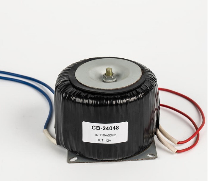 Bakit mahusay na gumaganap ang toroidal transpormer sa mahusay na pag -convert ng kuryente, pagganap ng panghihimasok sa electromagnetic, at maraming mga senaryo ng aplikasyon?